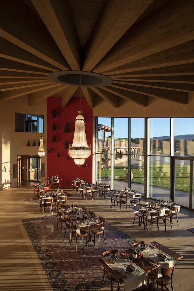 tenuta vallocaia tasting hall